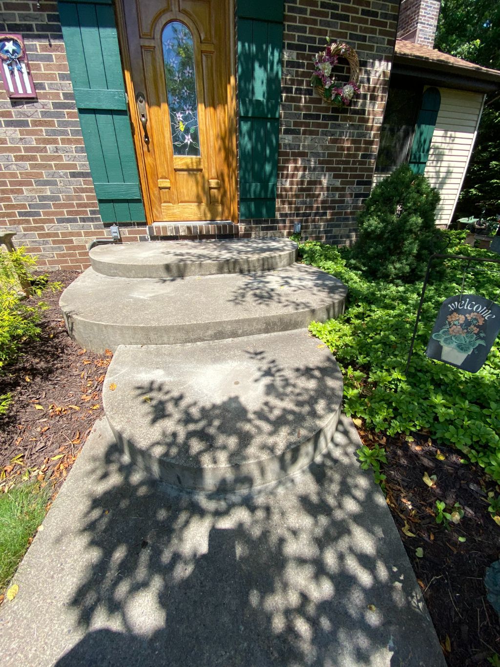 Front stoop lift level allison park pa