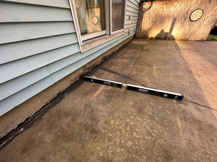 Patio lift sarver